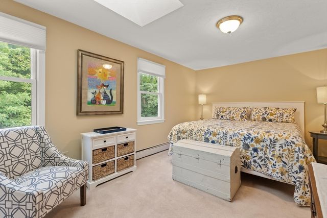 40 Ray Rd, Wrentham, MA 02093