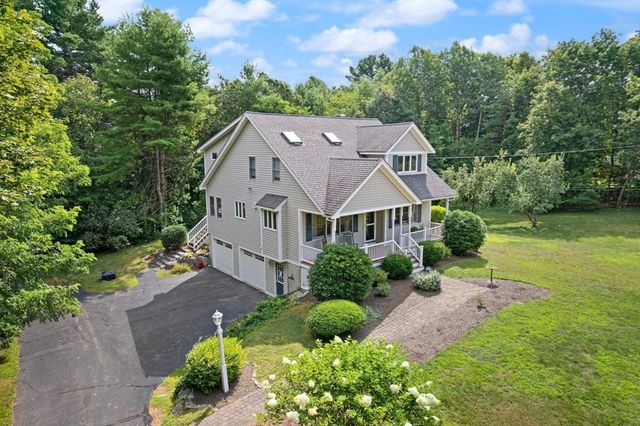 40 Ray Rd, Wrentham, MA 02093
