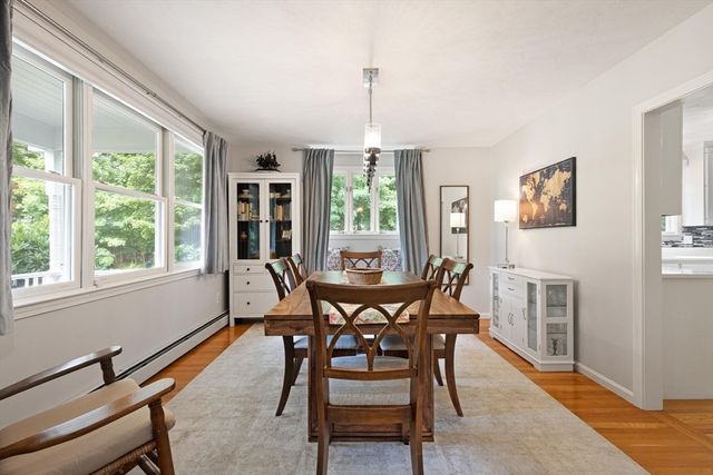 40 Ray Rd, Wrentham, MA 02093