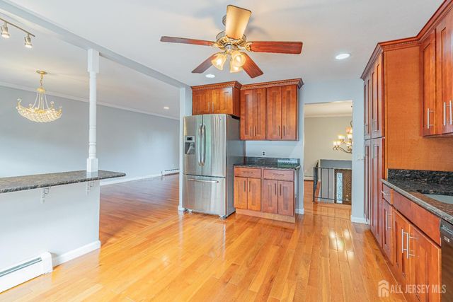 927 Wood Avenue, Edison, NJ 08820