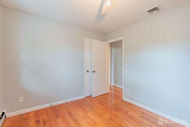 927 Wood Avenue, Edison, NJ 08820