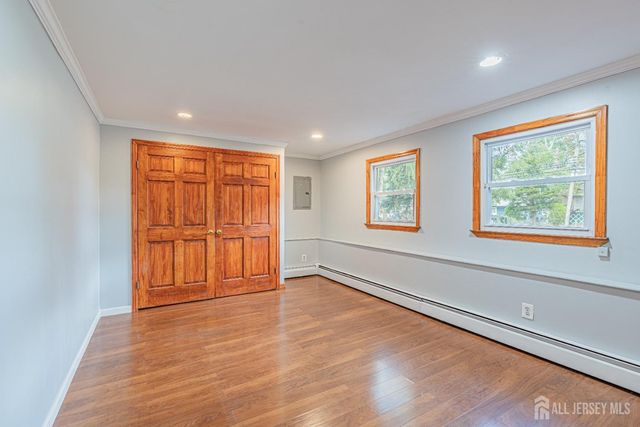 927 Wood Avenue, Edison, NJ 08820