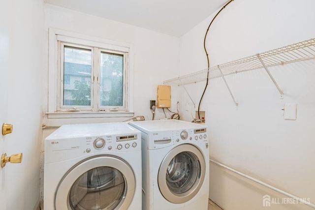 927 Wood Avenue, Edison, NJ 08820