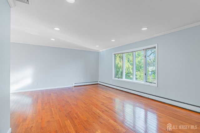 927 Wood Avenue, Edison, NJ 08820