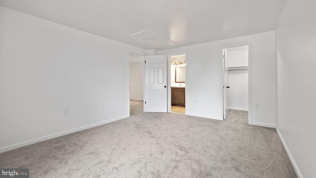 4389 PEMBROOK VILLAGE DR #83, Alexandria, VA 22309
