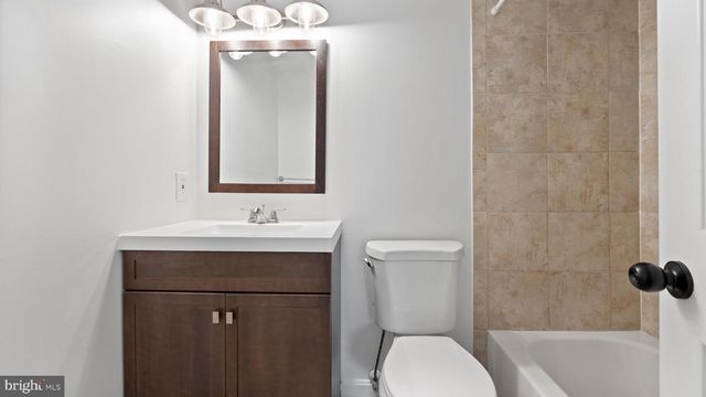 4389 PEMBROOK VILLAGE DR #83, Alexandria, VA 22309