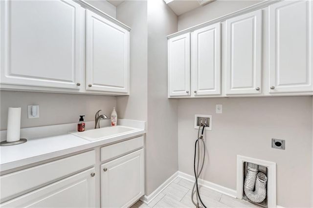 6926 Cherry Blossom Lane, Hoschton, GA 30548