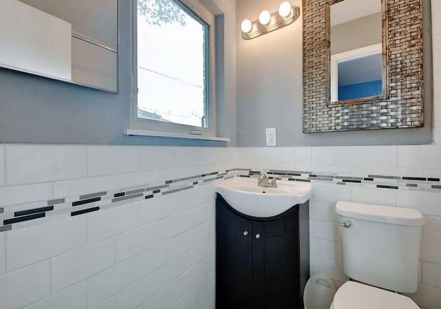 3209 Barton View DR A, Austin, TX 78735