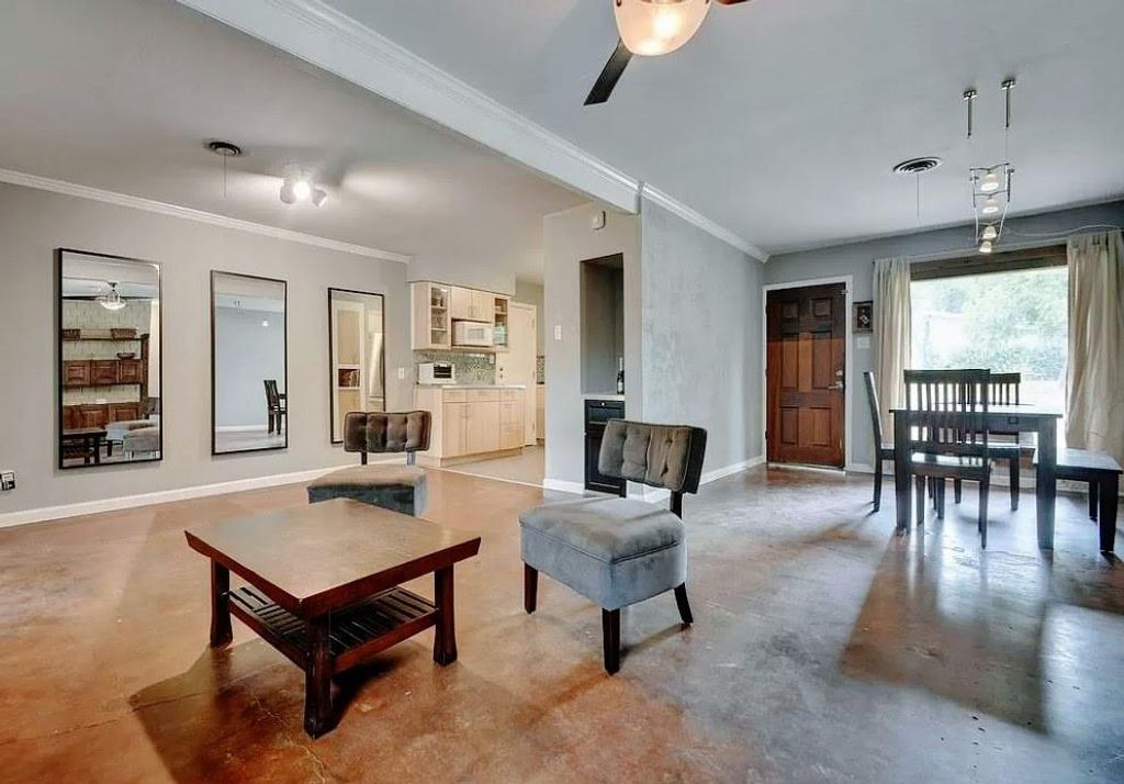 3209 Barton View DR A, Austin, TX 78735