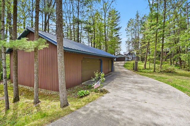1040 Forest Road, Harrison, MI 48625