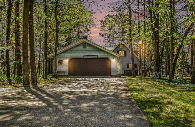1040 Forest Road, Harrison, MI 48625