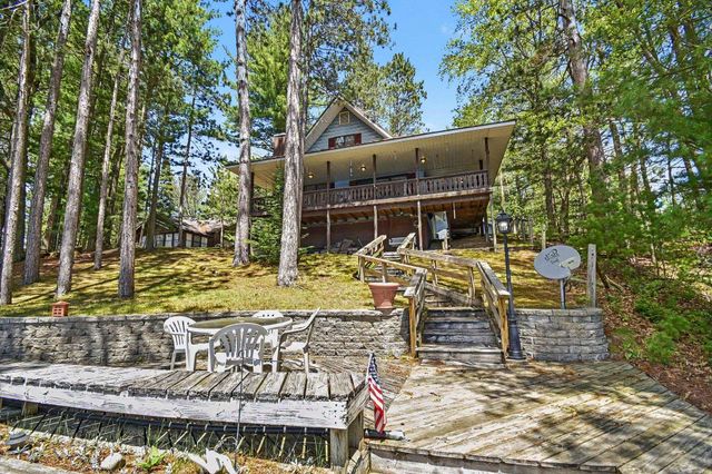 1040 Forest Road, Harrison, MI 48625