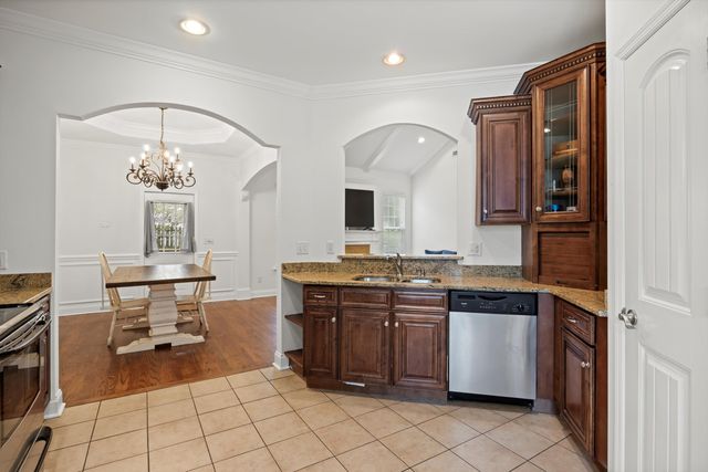 8614 Maple Valley Drive, Chattanooga, TN 37421