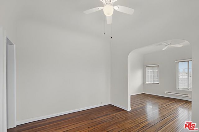 1520 Hauser Boulevard, Los Angeles, CA 90019