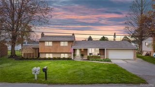 38027 Mallast Street, Harrison Charter Township, MI 48045