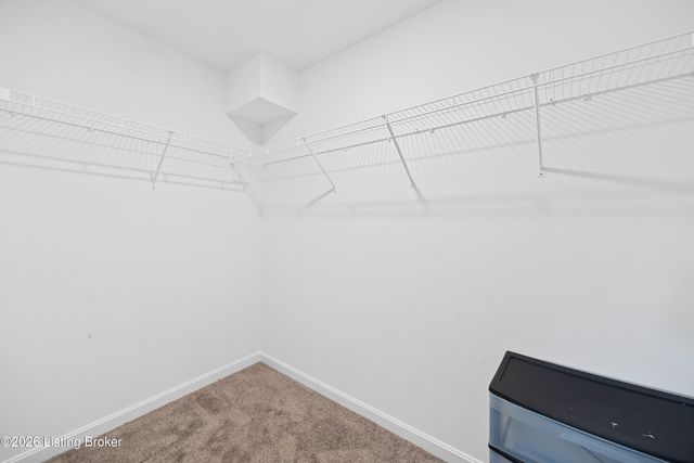 3402 Westhill Cir, Louisville, KY 40214