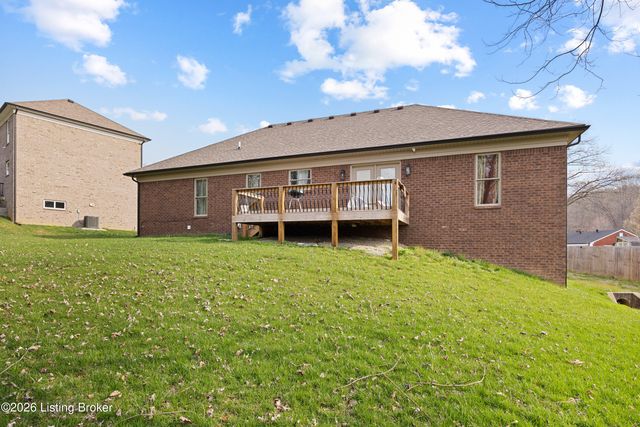 3402 Westhill Cir, Louisville, KY 40214