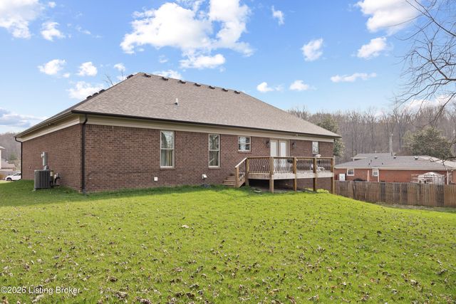 3402 Westhill Cir, Louisville, KY 40214