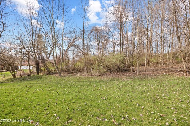 3402 Westhill Cir, Louisville, KY 40214