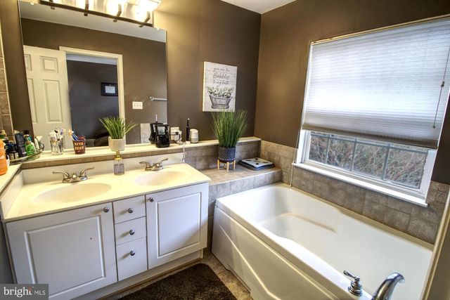 2583 CARRINGTON WAY, Frederick, MD 21702