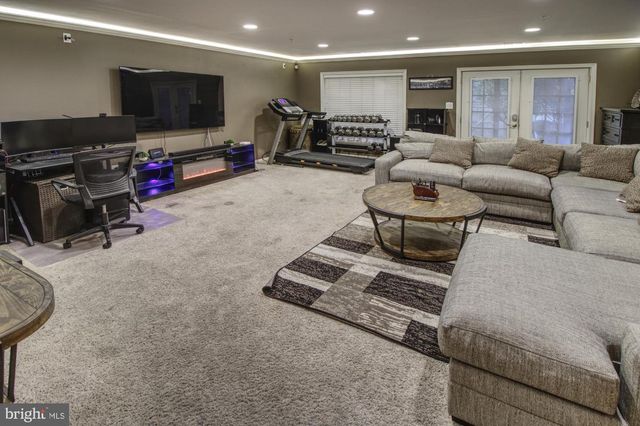 2583 CARRINGTON WAY, Frederick, MD 21702