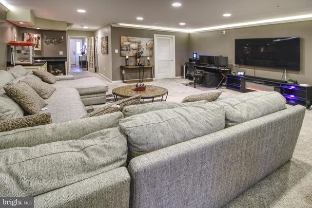 2583 CARRINGTON WAY, Frederick, MD 21702