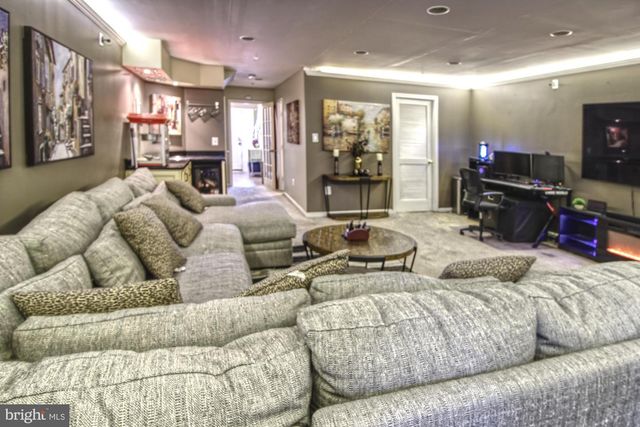 2583 CARRINGTON WAY, Frederick, MD 21702