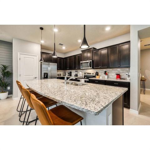 806 PARADISE DRIVE, Davenport, FL 33897