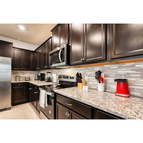 806 PARADISE DRIVE, Davenport, FL 33897