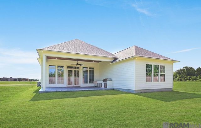 2913 Saint Michael Ave, Gonzales, LA 70737