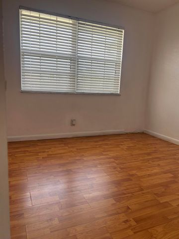 1537 SE Royal Green Cir Apt E201, Port St Lucie, FL 34952
