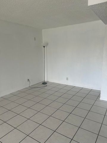 1537 SE Royal Green Cir Apt E201, Port St Lucie, FL 34952