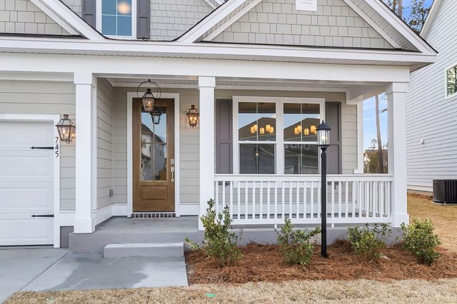 745 Maynard Lane, Summerville, SC 29486