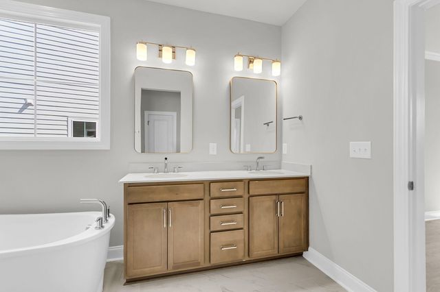745 Maynard Lane, Summerville, SC 29486