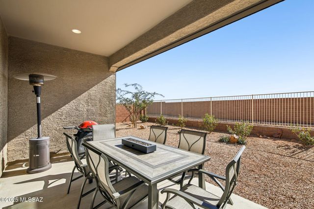 12766 E Prairie Aster Lane, Tucson, AZ 85747