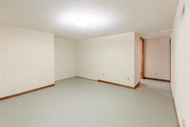 2836 Kelly Place, Eau Claire, WI 54701