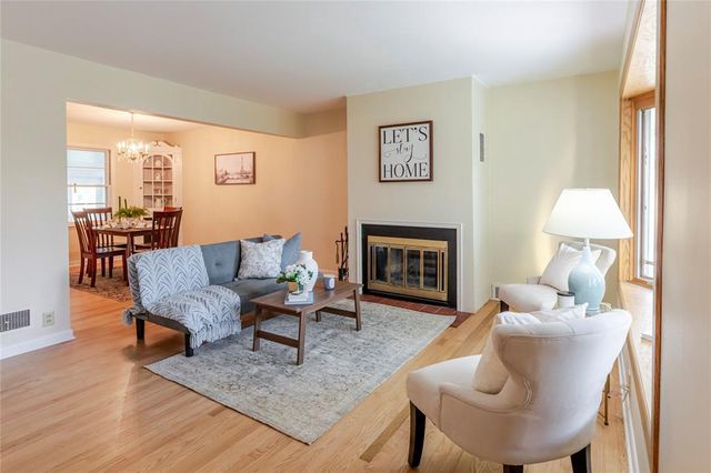 2836 Kelly Place, Eau Claire, WI 54701