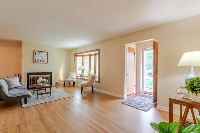2836 Kelly Place, Eau Claire, WI 54701