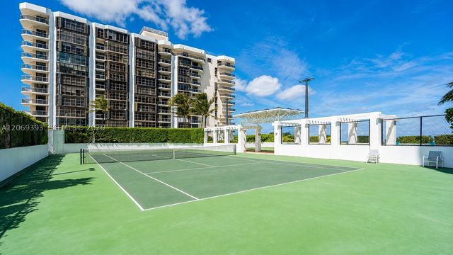 6365 Collins Ave 2805, Miami Beach, FL 33141