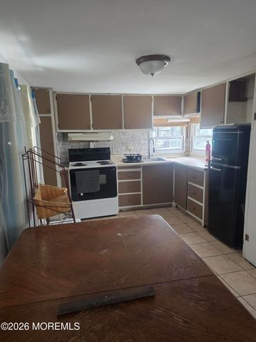 45 Locust Grove, Hazlet, NJ 07730