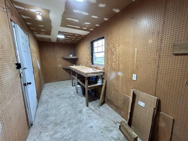 1141 Lake Land Street, Lake Charles, LA 70605