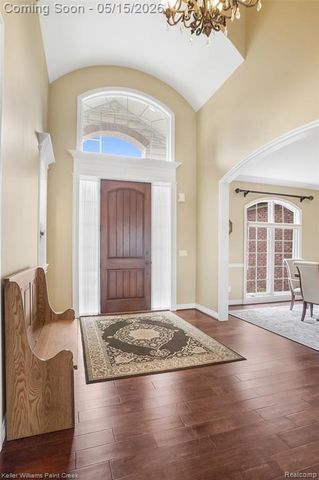 2757 Addison Circle, Rochester, MI 48306