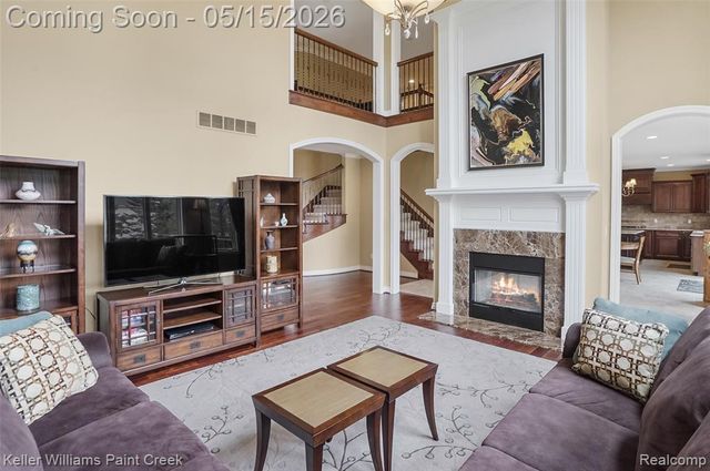2757 Addison Circle, Rochester, MI 48306