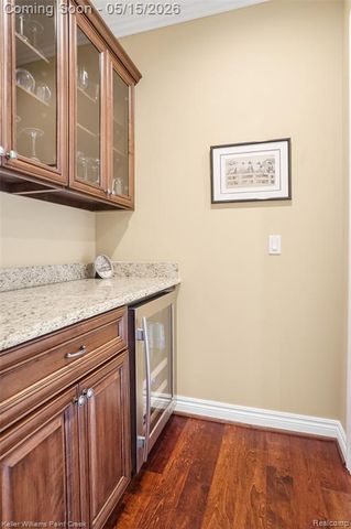 2757 Addison Circle, Rochester, MI 48306