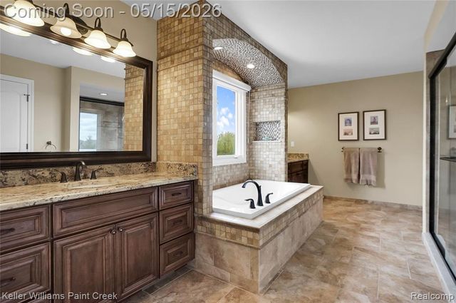 2757 Addison Circle, Rochester, MI 48306