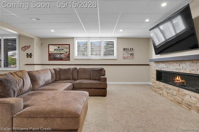2757 Addison Circle, Rochester, MI 48306