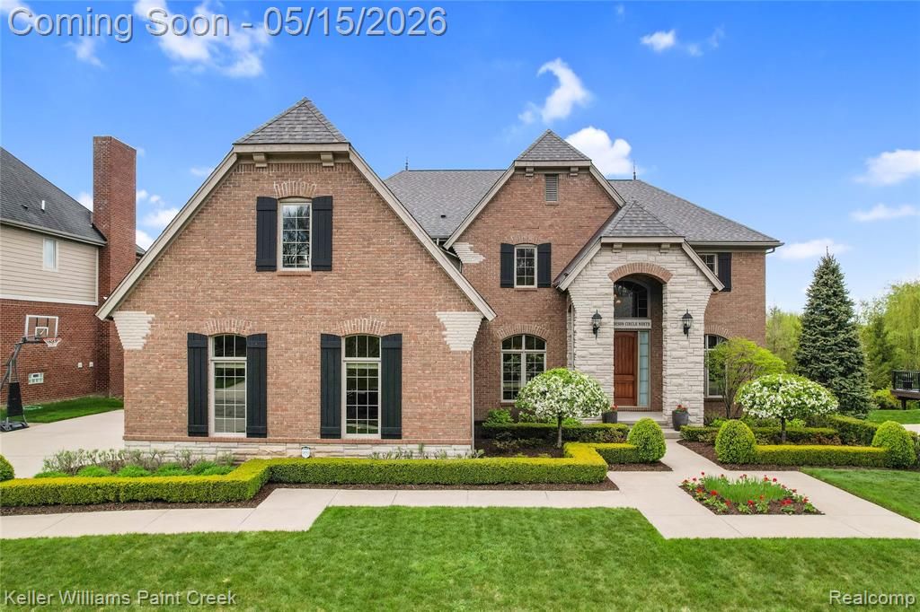 2757 Addison Circle, Rochester, MI 48306