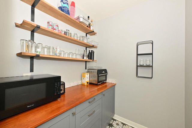 458 W Chestnut STREET, Port Washington, WI 53074