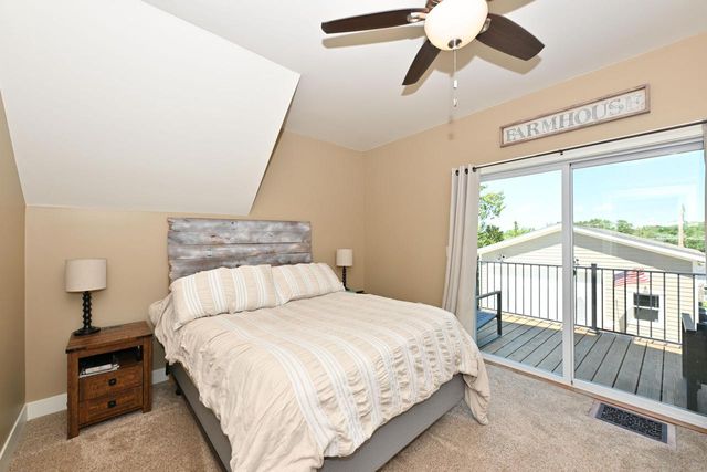 458 W Chestnut STREET, Port Washington, WI 53074