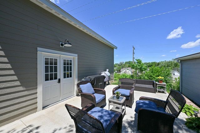 458 W Chestnut STREET, Port Washington, WI 53074